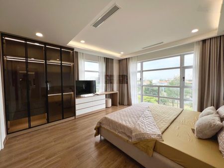 Bán căn hộ Happy Valley Phú Mỹ Hưng Q7 135m2 3PN giá chỉ 9.6 tỷ. LH: 0979555029 Mr Hùng