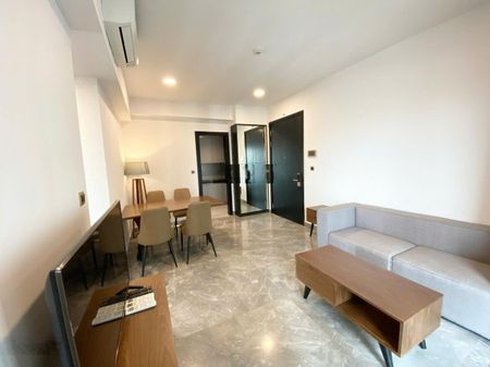 kẹt vốn cần bán gấp căn 2 Phòng ngủ hướng nhìn về sông Quận 1