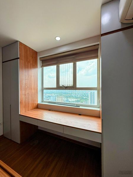 Em cần bán 3 ngủ nhà đẹp, mua bán chính chủ, sẵn sổ đỏ lâu dài giao dịch luôn. LH 0968602202