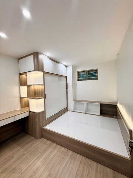 Chính chủ bán CH 90m2 (2PN 2WC) view đẹp tại KĐT Mễ Trì Hạ, giá 6 tỷ, sẵn sổ, đầy đủ nội thất