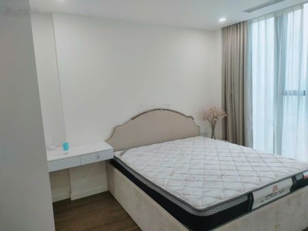 Bán Sunshine City Ciputra, căn hộ 2 phòng ngủ tòa S3, pháp lý chuẩn, giá 7,6 tỷ