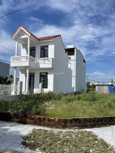 Bán gấp lô góc 280m2 nguyễn phạm tuân, hoà hải, ngay bãi tắm non nước, sẵn nhà 2 tầng, giá đầu tư