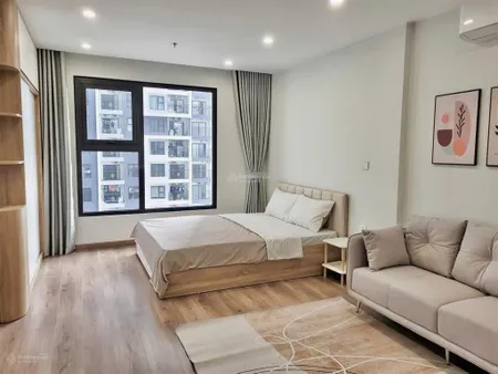 Tôi cần bán căn hộ studio 31.8m2 full nội thất giá 2.52 tỷ kđt vinhomes smart city