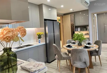 Bán căn 2pn full nội thất view hồ bơi mua trực tiếp cđt giá chỉ 4.5 tỷ rẻ hơn hàng chuyển nhượng