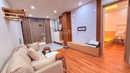 Tập thể tầng 1 nghĩa đô, hoàng quốc việt, cầu giấy 60m2 2 ngủ, 1 khách rộng, bếp, 2wc, ô tô đỗ
