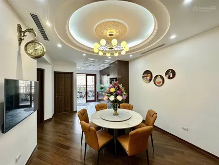 Bán chung cư thnc 17t4 hoàng đạo thuý cầu giấy 132m 3n2w 9,5 tỷ full nội thất sổ đỏ 0915 394 ***