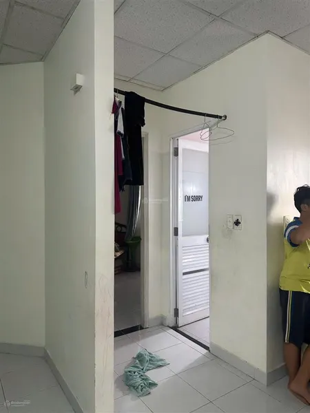Bán căn 2pn tầng thấp chung cư c7 man thiện, quận 9