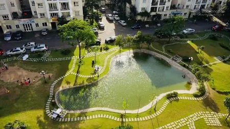 Cc gửi bán căn hộ ct18 happy house 2pn, full nội thất bc đông nam, thang máy