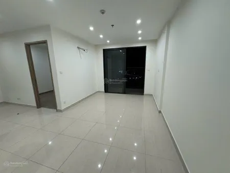 Bán căn hộ 2 phòng ngủ, hướng mát đông nam, tầng trung 2x, giá 4.36 tỷ bao phí, vinhomes smart city