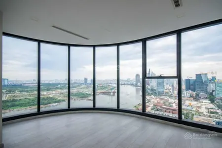 Bán căn hộ vòng cung 160m2 đẹp nhất dự án, 4pn, 3wc, 58 tỷ bao thue tại vinhomes golden river