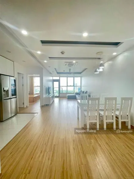 Bán căn hộ rẻ nhất dự án thăng long number one 117m2, 3pn, nhà có ban công, view đẹp. giá 6.79 tỷ