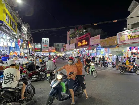 BÁN NHÀ CẤP 4 MẶT TIỀN KINH DOANH 12m nhựa NGAY GẦN CHỢ VSIP1 AN PHÚ BÌNH DƯƠNG