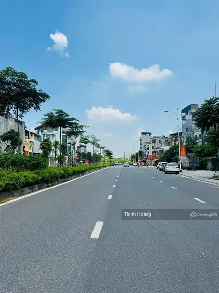 Bán lô đất hiếm tại p. bồ đề, 50m3, 50m ra hồng tiến, xây nhà ở sướng, giá đầu tư