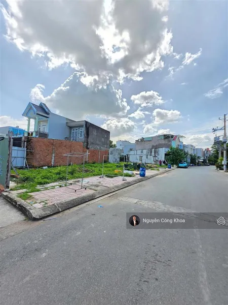 Bán 2 lô đất liền kề, gần chợ đông hòa và ngã ba cây lơn 800n, ngang 5,72m, p.đông hòa, tp.dĩ an