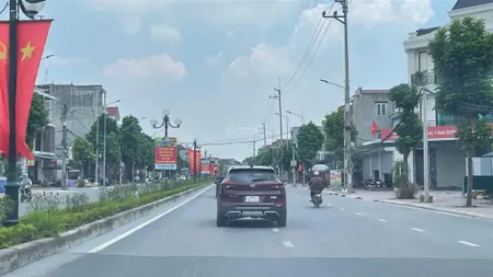Chính chủ bán 2 suất ngoại giao diện tích 103m giá 1 tỷ 250 ngay tỉnh lộ 413 trung tâm tx sơn tây.