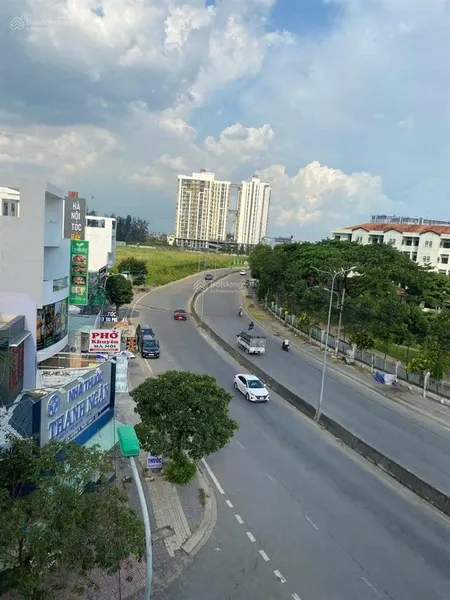 Chủ gửi bán nhanh 200m đất nền liên phường quận 9 giá 83 tr/m2