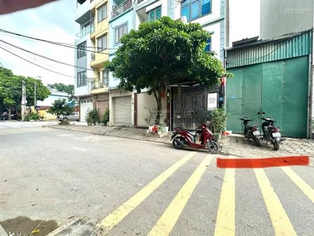 Bán mảnh đất phân lô kinh doanh ô tô tránh ở đông ngạc