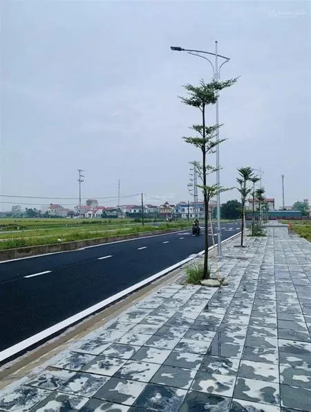 Bán ô đất mặt đường vân du ân thi hưng yên gần ubnd, gần nút giao cao tốc khu công nghiệp đối diện