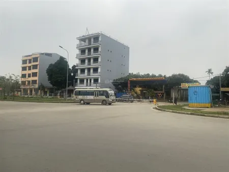 Siêu phẩm 300m2 trục chính thôn miễu ngay cổng trường đại học việt nhật, giá hơn 30tr/m2