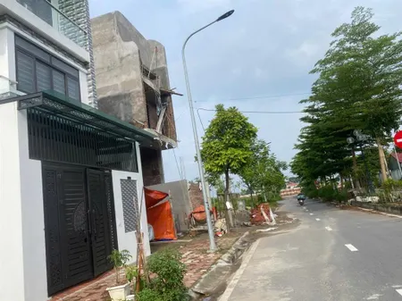 Cần tiền cho con đi du học bán ô đất liên mạc mê linh hà nội sổ đỏ chính chủ đường vỉa hè to ô tô