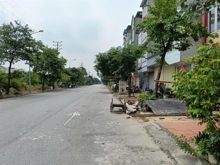 Bán lô đất 34,2m2 đất khu tái định cư 7.2ha đường 22m,trâu quỳ, gia lâm 220tr/m2