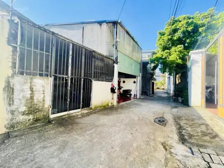 38,5m sẵn nhà cấp 4 thị trấn chúc sơnphường chương mỹ