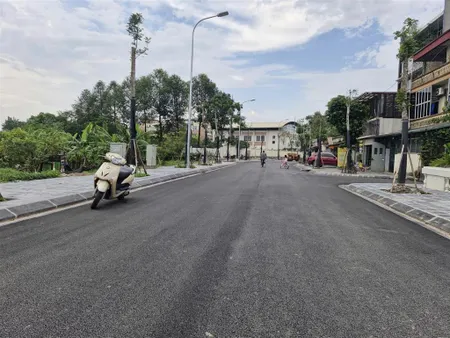 Bán đất thạch bàn, vũ đình tụng, long biên, 100m2, giá 15.9 tỷ, phân lô, ô tô tránh, gần trường