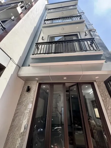 🏠 SIÊU PHẨM MINH KHAI – LÔ GÓC 2 MẶT THOÁNG – 3PN, 4 TẦNG, GẦN PHỐ CỔ – GIÁ CHỈ 7.35T