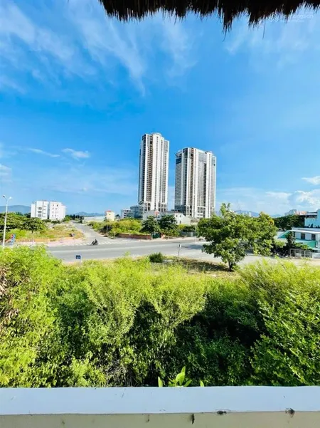 Bán đất lô góc đường lớn rộng 20m, gần biển, khu đông mương, mặt đường lý thái tổ, nha trang