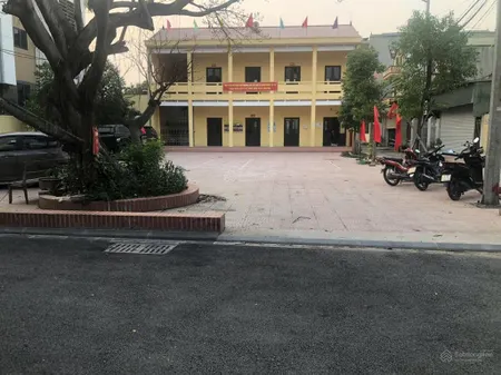 Cần bán 64,2m trụch chính nghĩa lại uy nỗ phun thổ cư
