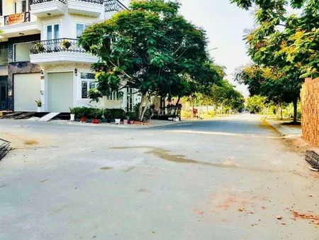 Bán đất kdc hoàng quốc việt ngay sân vận động q7, dt 62.1m2 giá 6,8 tỷ, 0938 940 ***