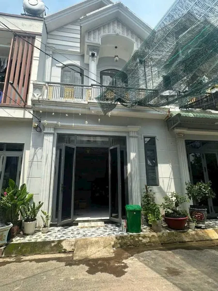 Bán gấp __nhà 1 lầu 1 trệt 2.69 tỷ/61 m2, đường 6m