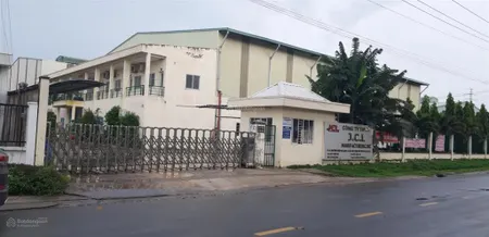 Bán xưởng trong khu công nghiệp đất quốc cho khách đầu tư đang cho thuê 330tr 1 tháng