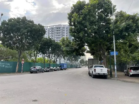 Bán đất phân lô kđt sài đồng vỉa hè đông nam kinh doanh xây toà nhà siêu đẹp. 175m2, mt 8.5m