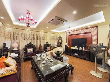 Biệt thự vip kđt mỹ đình lô góc 141m2 4 tầng, vỉa hè rộng, không gian sống xanh sạch đẹp giá 45 tỷ