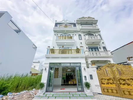 Bán nhà 80m2 xây 4 tầng full nội thất kdc green riverside nhà bè