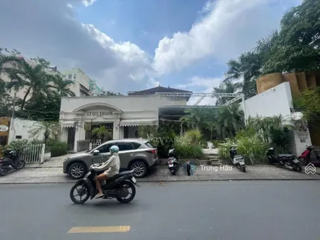 Bán biệt thự mt tú xương quận 3 dt 12 x 33m cn 400m2 hđt 300 triệu tháng giá 115 tỷ