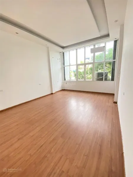 Hiếm! bán nhà mặt phố nguyễn chí thanh vip đống đa, kinh doanh, nhà đẹp, vỉa hè rộng, giá đầu tư!