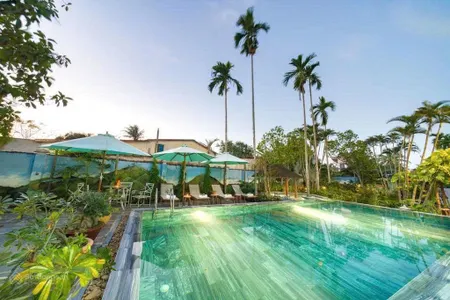 Hội an, villa 3 tầng view sông diện tích lớn 1020m² . giá chỉ 40 tỷ .pháp lý đầy đủ