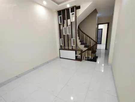 Cc gửi bán nhà thanh lãm, 30m ra đường ô tô, chỗ gửi ô tô ngay đầu ngõ, dt34m5t giá 5ty4