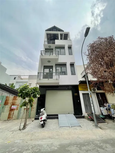 Bán nhà 3 lầu (5x16m) mặt tiền đs 2b khu công ích quận 4, p phú mỹ, quận 7 0917 796 *** phương