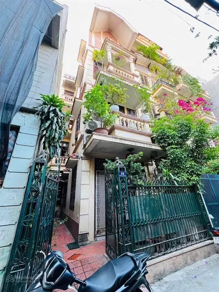 Bán nhà 2 thoáng phố kim mã ba đình, 100m2 x mt ~6m. 33.5 tỷ, ô tô, gần phố, kinh doanh.