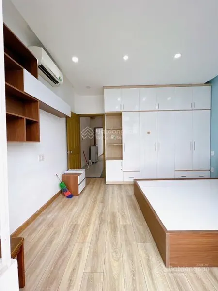 Gấp. bán nhà mặt tiền kd mai văn vĩnh, 5x22m, đường 15m có vỉa hè vừa ở vừa kinh doanh, 12 tỷ