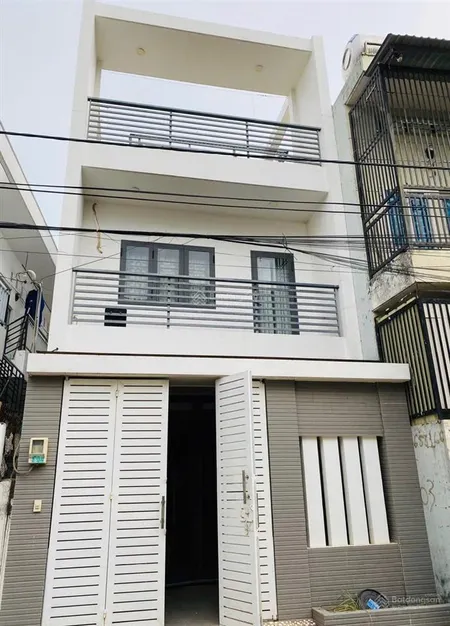 Anh giảm thêm 400 triệu, em bán gấp dùm anh 6.6 tỷ căn nhà gắn bó với anh mấy năm nay 80m2