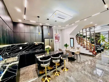 Siêu phẩm đại la full nội thất ngõ to, 30m ra phố giá chỉ 12.8 tỷ . 0878 876 ***