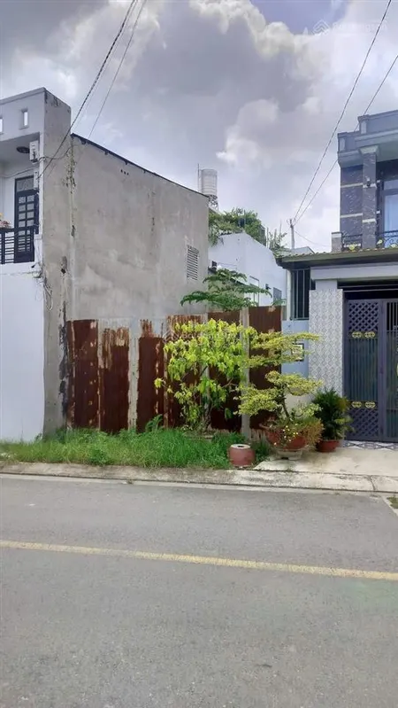 Bán lô đất thổ cư 127m2 mặt tiền đường ấp mới 1 tân xuân hóc môn diện tích 5 x 25.3 = 127m2