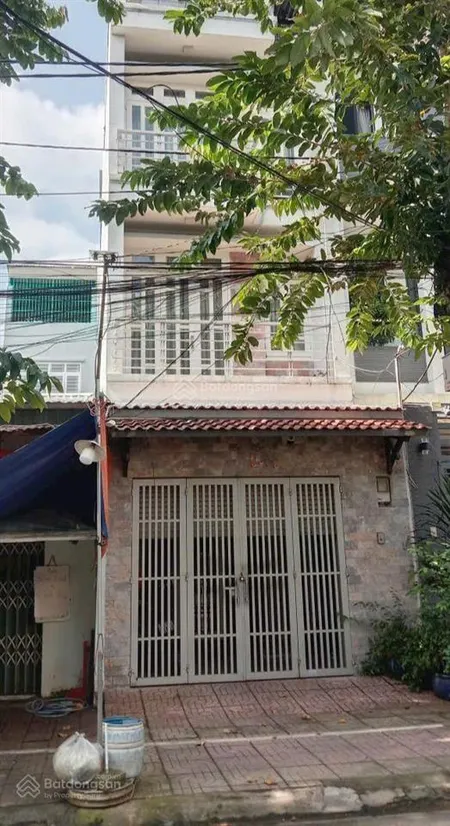Giá tốt, phước bình q9, mặt tiền đường. nhà 3 lầu 93m chỉ 10,9 tỷ tl