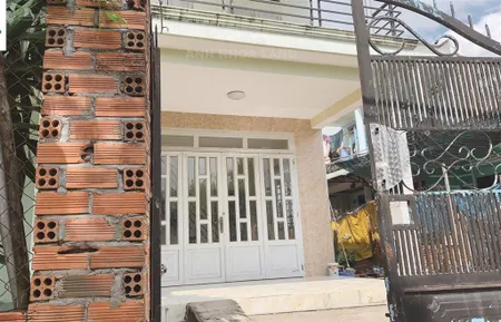 Bận rộn công việc không có thời gian trông coi cần bán lại 2 căn nhà đang cho thuê 12 triệu