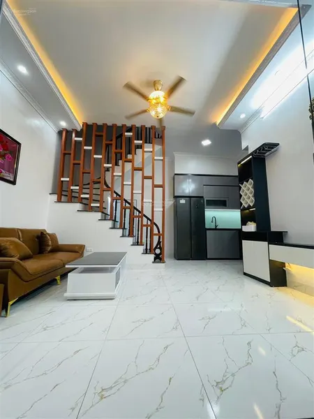 Mặt ngõ tây sơn hàng kín 5m ra mặt phố lớn giá cực hợp lý nhà mới full nội thất