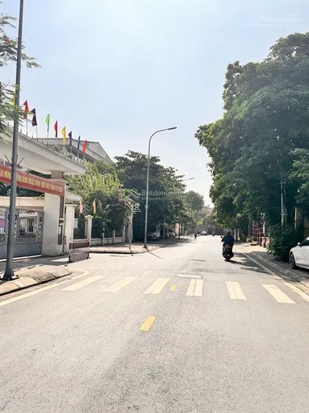 Bán đất phố thụy phương 160m, mặt tiền 13m, 3 mặt thoáng, vf3 đỗ cửa, 20m ô tô tránh. 0967 433 ***